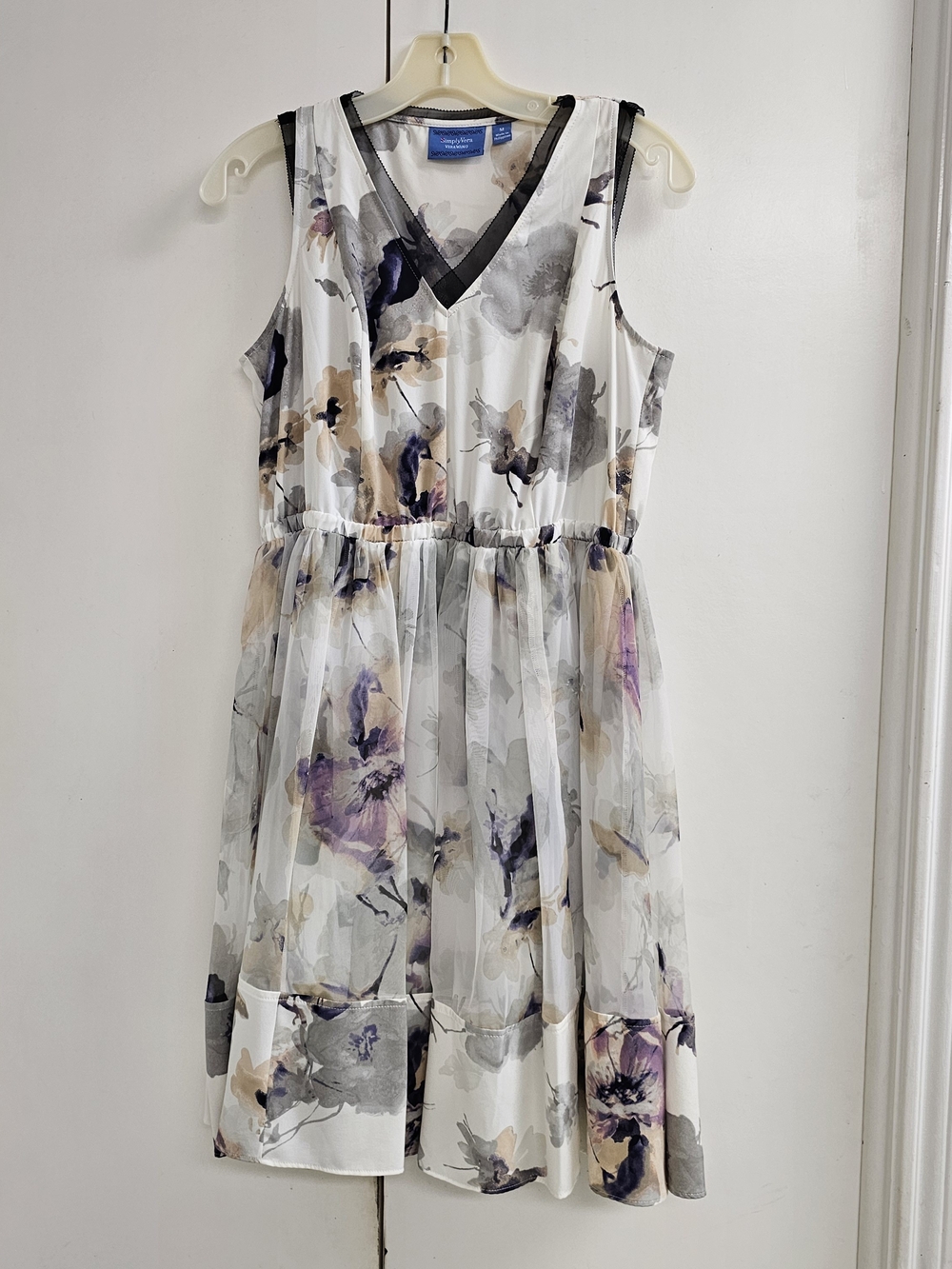 Simply Vera Vera Wang White Floral Midi Dress with Purple & Gray Accents